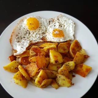 2 Eggs with Home Fries Platter