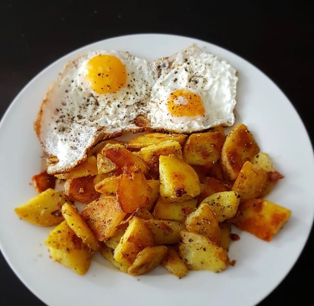 2 Eggs with Home Fries Platter.