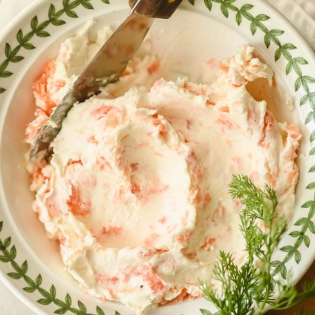 1 Lb. Lox Spread.