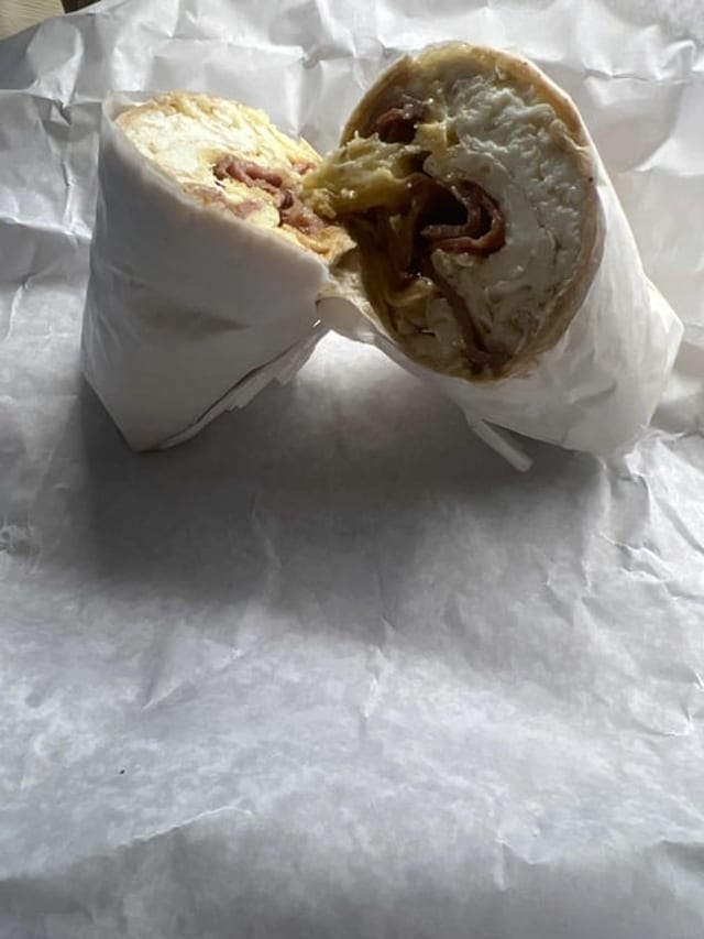 2. Three Egg Whites Wrap with Meat.