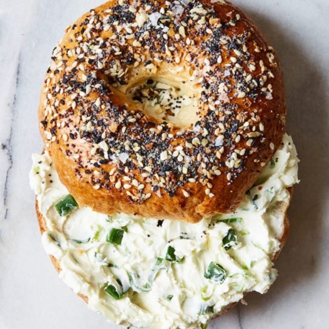 Bagel with Scallion.