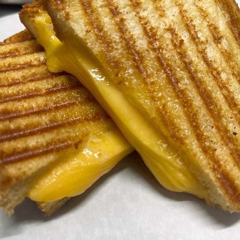 Grilled Cheese Delights: A Cheesy Deli Favorite
