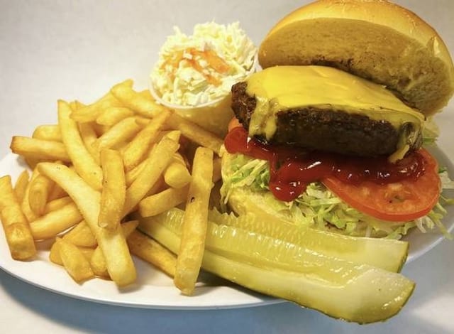 Cheeseburger Deluxe.